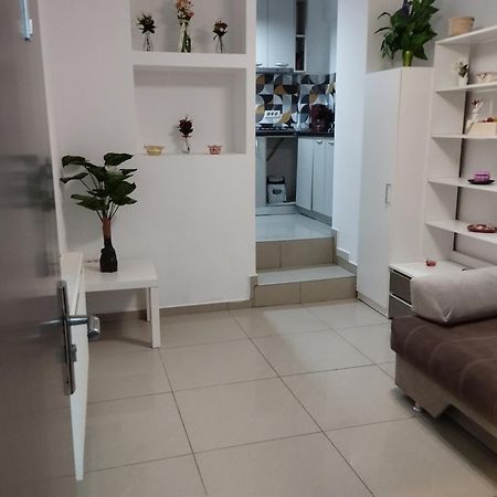 Tomis Promenada Apartment Constanta Ngoại thất bức ảnh